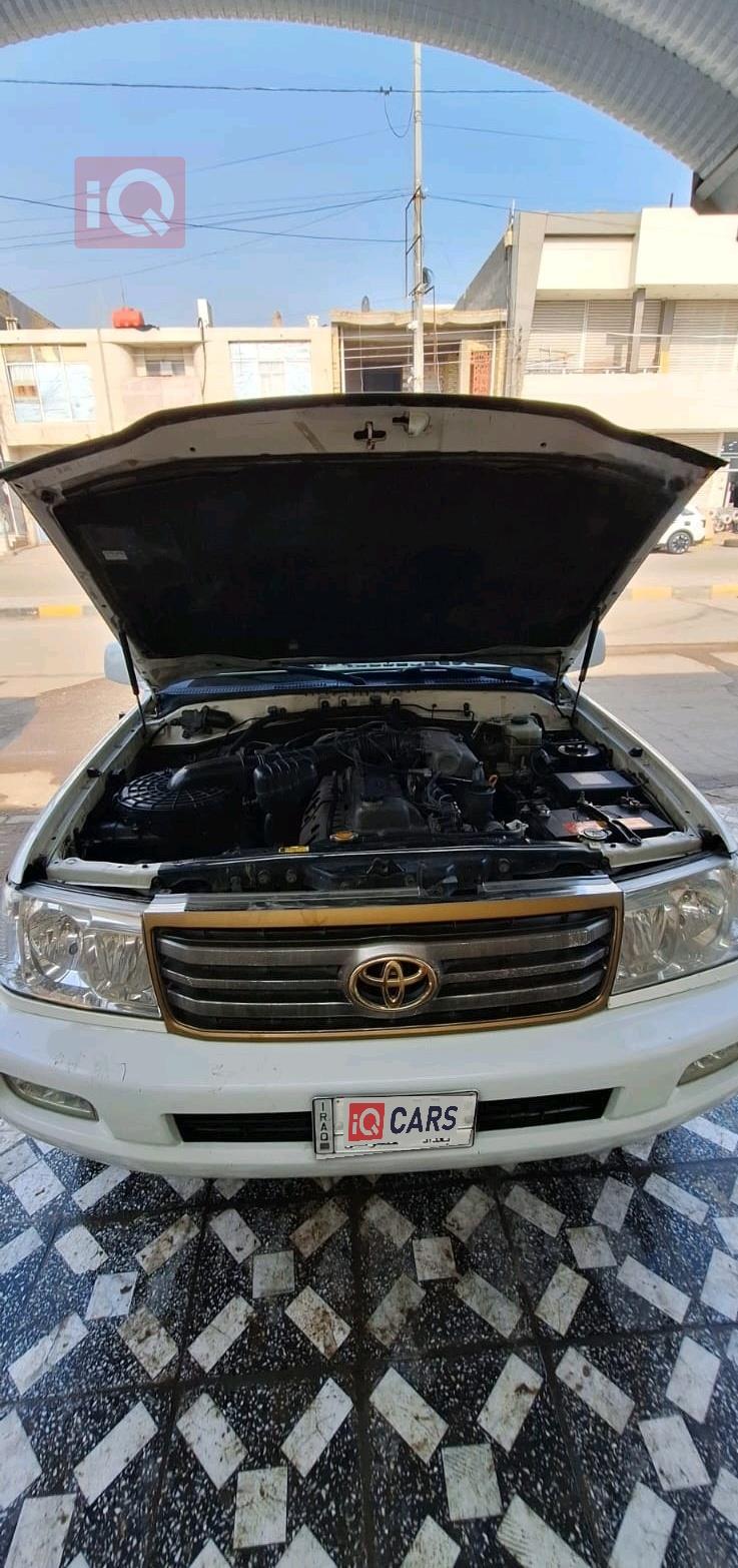 تويوتا لاندكروزر